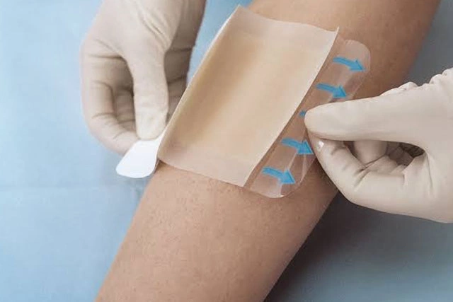 Dr. Diego García Caballero atención especializada en pie diabético, angiología, cirugía vascular, heridas, quemaduras y terapia VAC